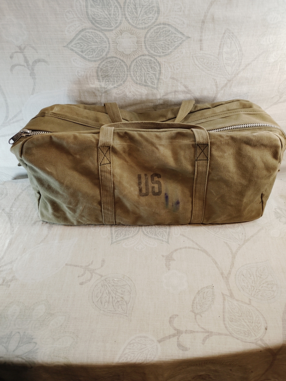 US Military-Style Olive Canvas Duffle Bag